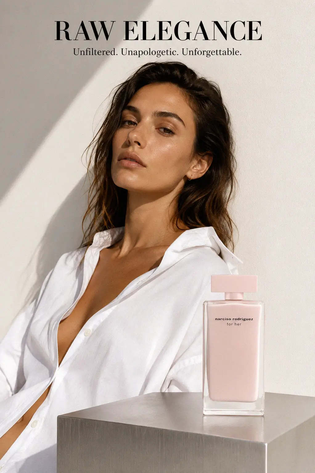Sophisticated peach and rose perfume notes